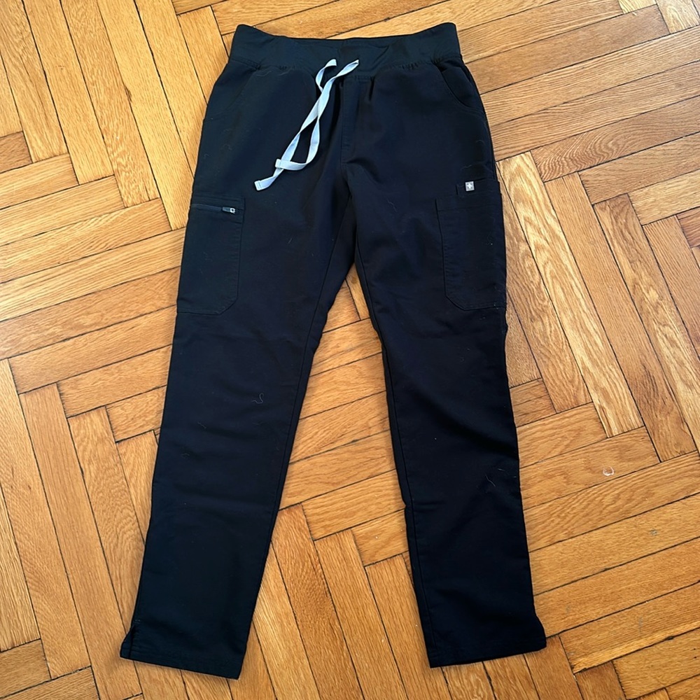 Figs straight leg scrub pants